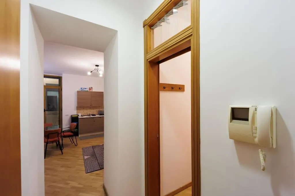 Dante Studio Apartment Super Central Next Metro By Houseinnaples  Naples